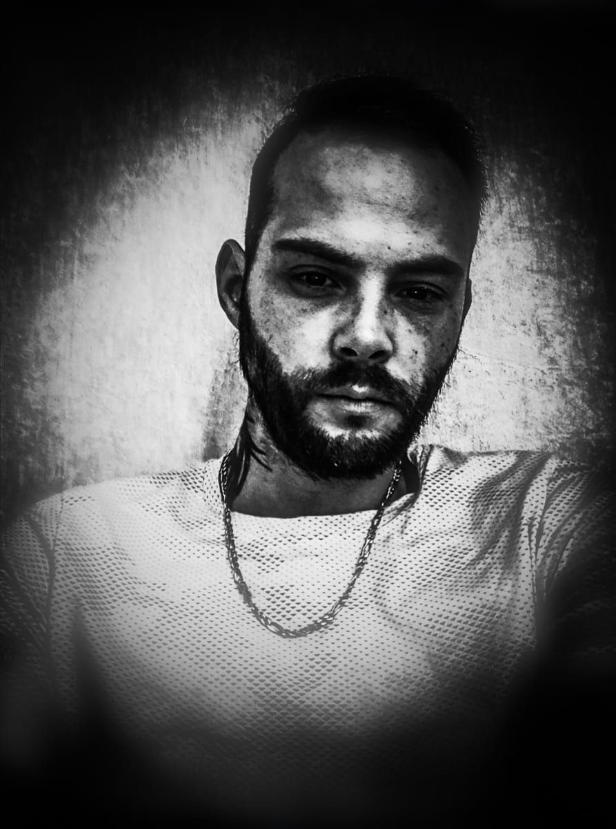 Profil von Kader